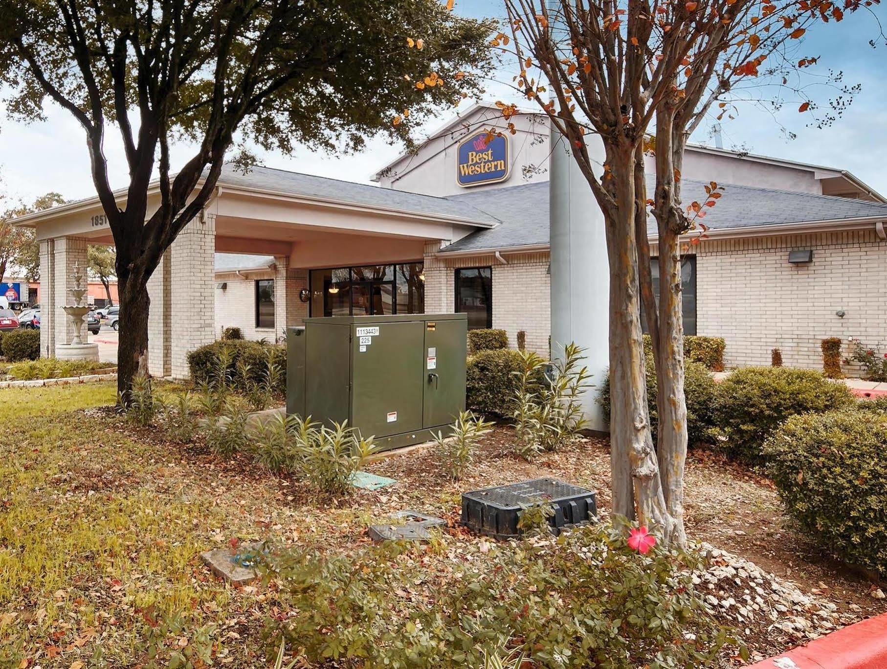 圆石贝斯特韦斯特酒店 朗德罗克 外观 照片